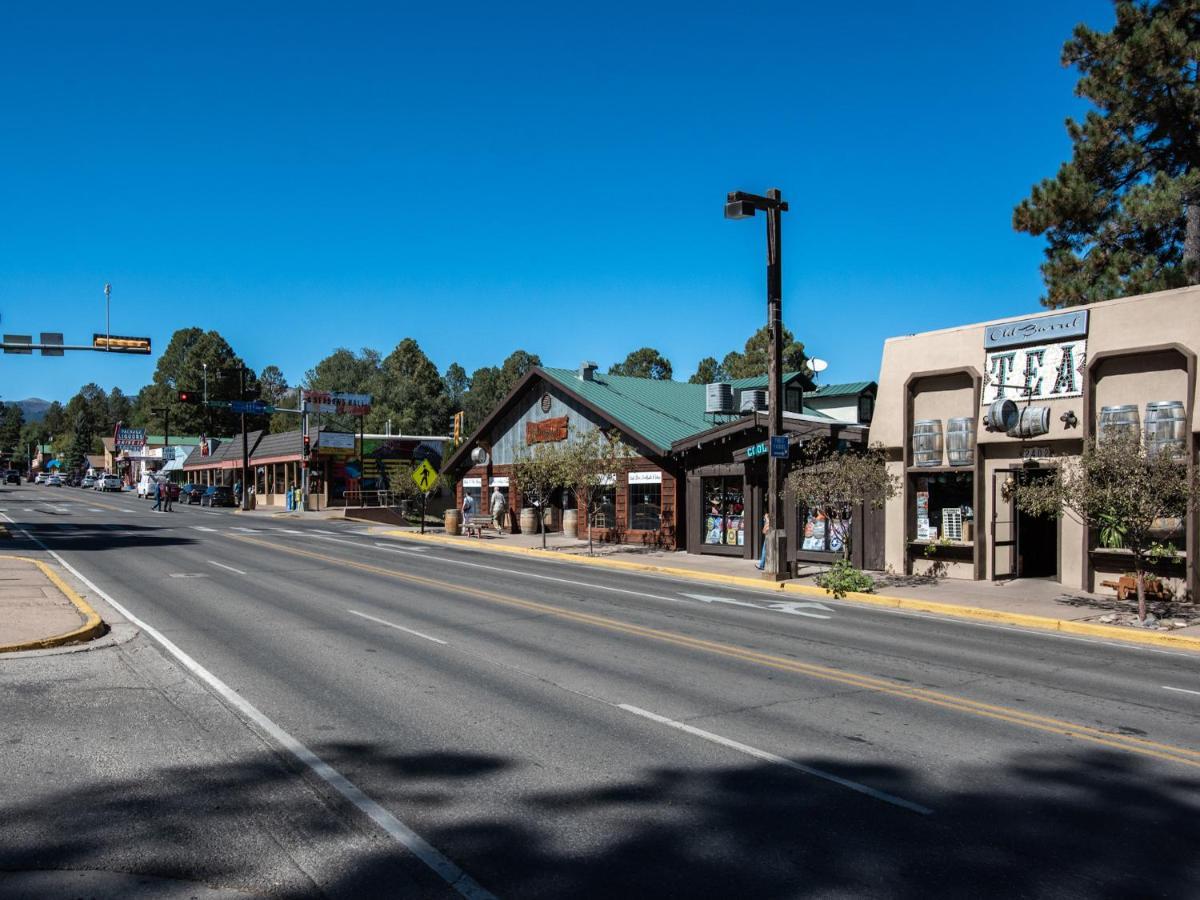 Apache Village 2, King Studio, Midtown, Sleeps 2 Ruidoso Extérieur photo
